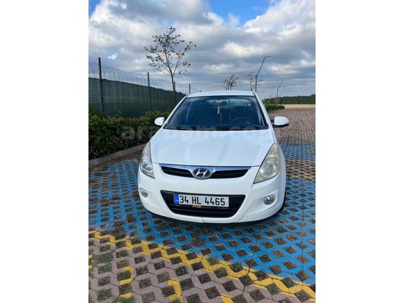 Sahibinden Hyundai i20 Troy 1.4 CVVT Prime 2012 Model İstanbul 230.000 km Beyaz