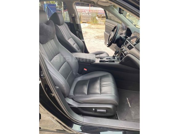 Sahibinden Honda Accord 1.5 VTEC Executive Plus 2023 Model 