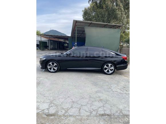Sahibinden Honda Accord 1.5 VTEC Executive Plus 2023 Model 
