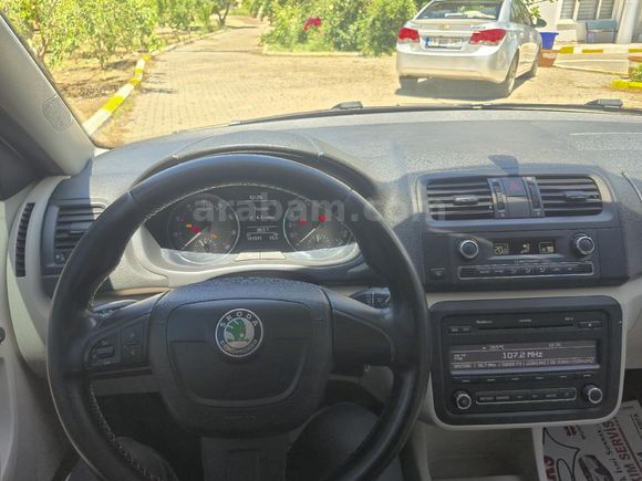 Memur dan Fabia 1.2 Elegance 2013