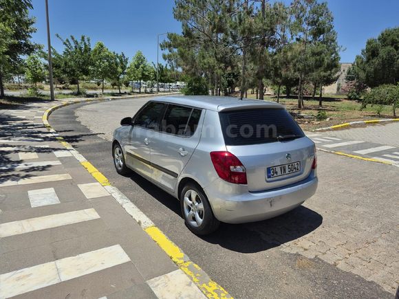 Memur dan Fabia 1.2 Elegance 2013