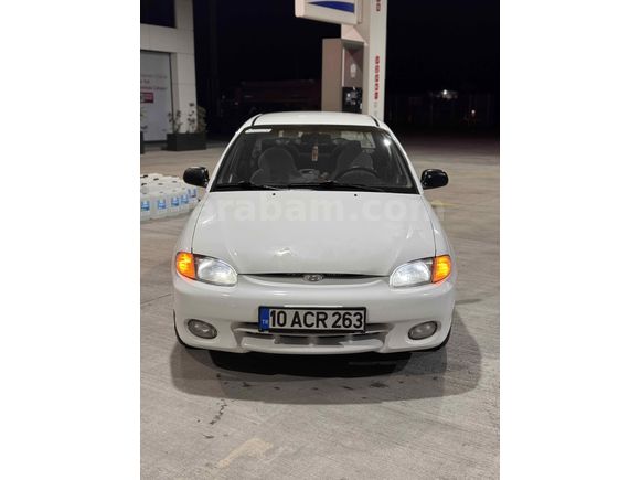 Sahibinden Hyundai Accent 1.5 GLS 1998 Model 