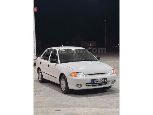 Sahibinden Hyundai Accent 1.5 GLS 1998 Model 