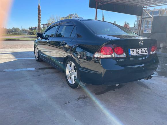 Sahibinden Honda Civic 1.6i VTEC Premium 2011 Model