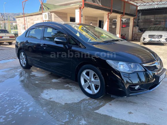 Sahibinden Honda Civic 1.6i VTEC Premium 2011 Model
