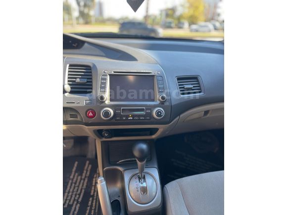 Sahibinden Honda Civic 1.6i VTEC Premium 2011 Model