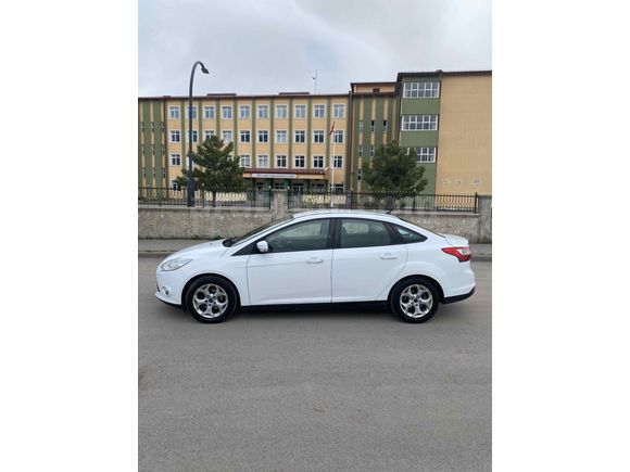 Sahibinden Ford Focus 1.6 TDCi Trend 2013 Model 