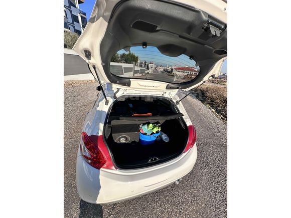 Sahibinden Peugeot 208 1.4 HDi Active 2015 Model 