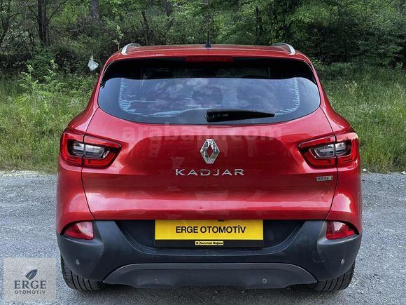ERGE'DEN 2015 RENAULT KADJAR HATASIZ BOYASIZ DÜŞÜK KM/GERİ GÖRÜŞ