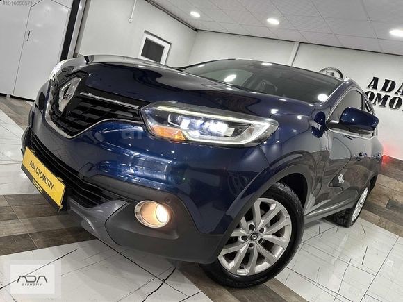 2017 HATASZ BOYASZ CAM TAVAN 92.000 KM KADJAR İC0N