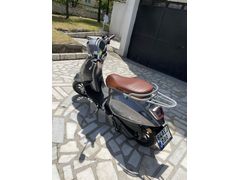  125CC SCOOTER 3BİNDE

 Revolt RS6 