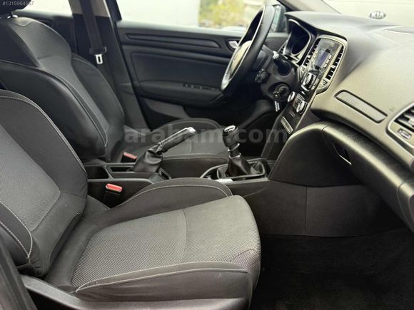 Hatasız Ayarında 2018 Model Renault Megane Joy+Lpg+204Bin Km
