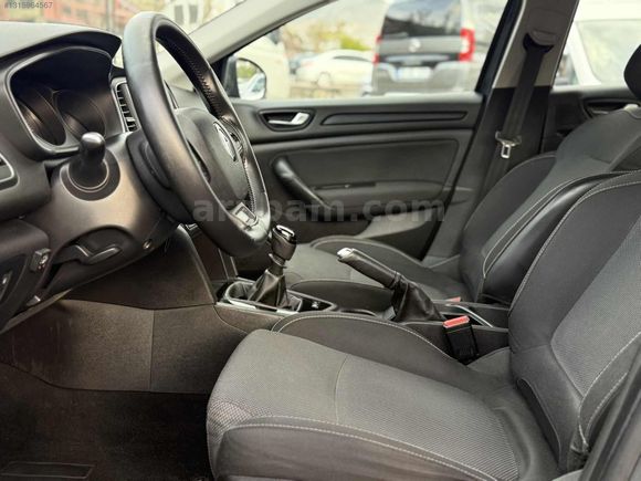 Hatasız Ayarında 2018 Model Renault Megane Joy+Lpg+204Bin Km