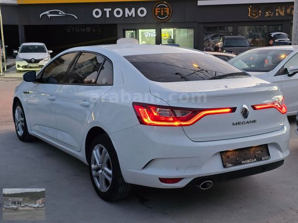 2017 RENAULT MEGANE 1.6 - 16V JOY 77.000 KM DE