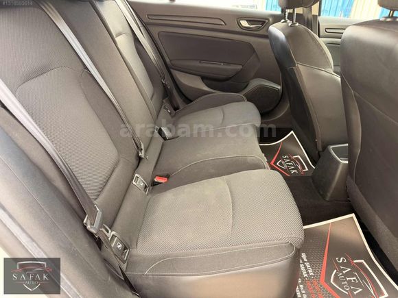 ŞAFAK AUTO'DAN BOYASIZ 70 BİN KM'DE MEGANE K KARTI 12
