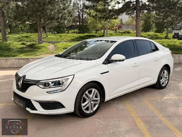 ŞAFAK AUTO'DAN BOYASIZ 70 BİN KM'DE MEGANE K KARTI 12