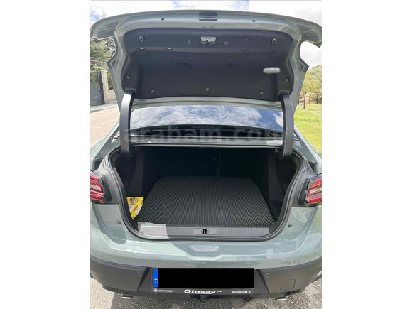 2025  Model  Citroen C4X MAX PAKET
