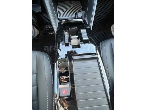 2025  Model  Citroen C4X MAX PAKET