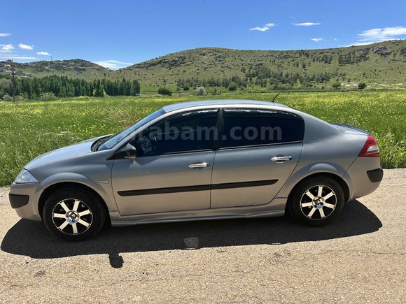 Sahibinden Renault Megane 1.5 dCi Dynamique 2006 Model 
