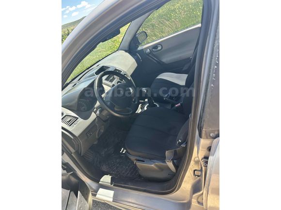 Sahibinden Renault Megane 1.5 dCi Dynamique 2006 Model 