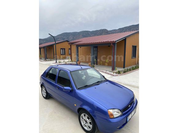 Sahibinden Ford Fiesta 1.25 Ghia 2001 Model 