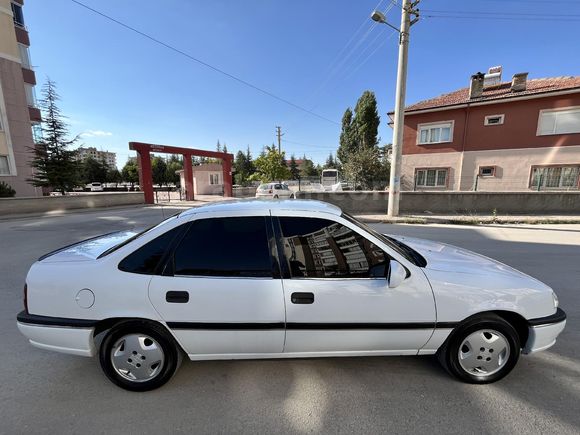 Sahibinden Opel Vectra 2.0 GLS 1994 Model