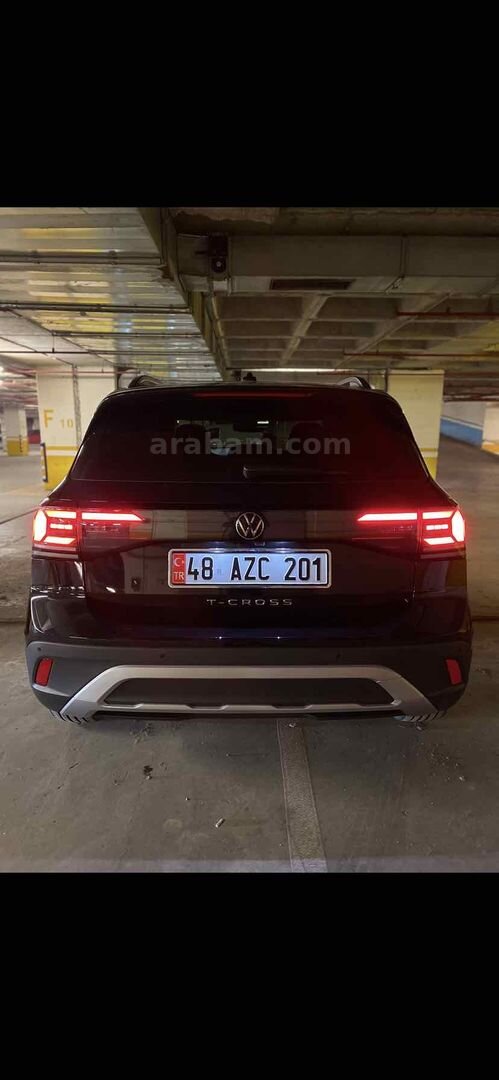 Sahibinden Volkswagen T-Cross 1.0 TSI Life 2025 Model İstanbul 13.000 km Siyah 2