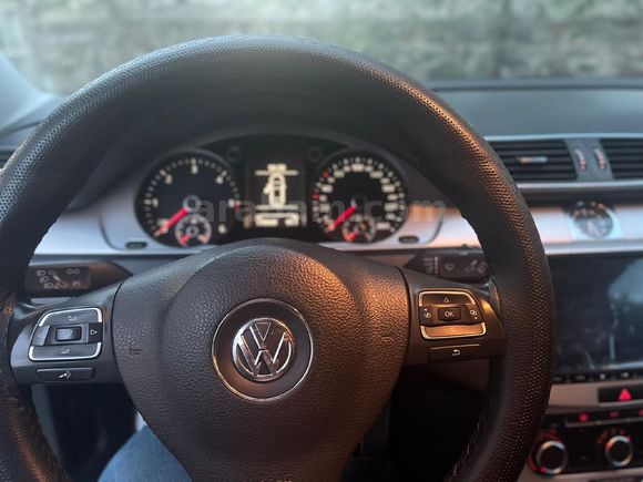 TEMİZ PASSAT..