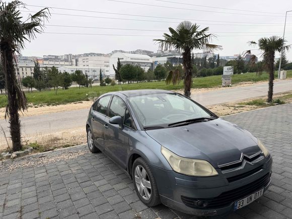 Tam Otomatik Citroen C4  