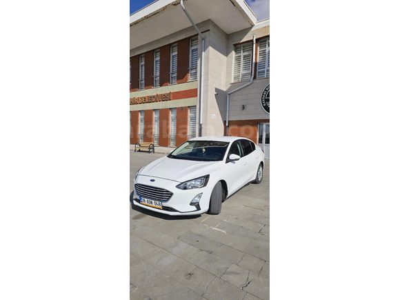 Sahibinden Ford Focus 1.5 TDCi Trend X 2020 Model  220.000 km Beyaz