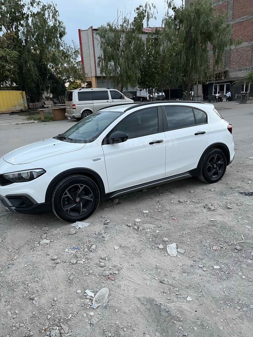 Sahibinden Fiat Egea Cross 1.4 Fire Street 2022 Model 5