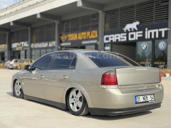 ‘BEYOĞLU’ 2004 Opel Vectra 1.6 Comfort Sunroof