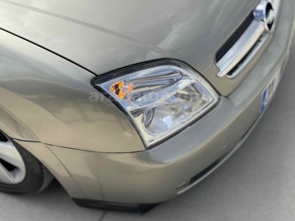 ‘BEYOĞLU’ 2004 Opel Vectra 1.6 Comfort Sunroof