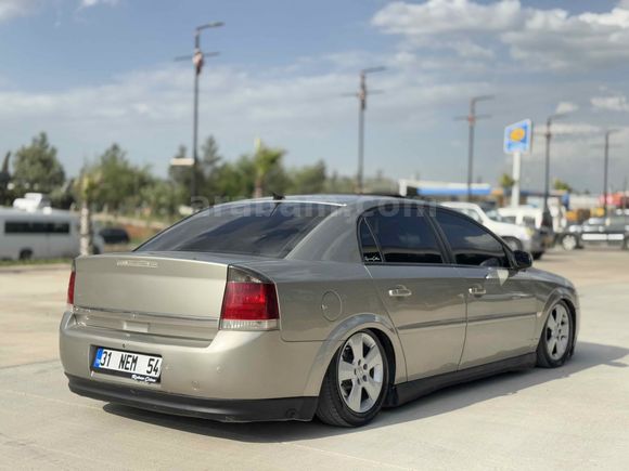 ‘BEYOĞLU’ 2004 Opel Vectra 1.6 Comfort Sunroof