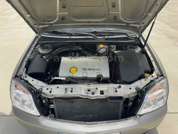 ‘BEYOĞLU’ 2004 Opel Vectra 1.6 Comfort Sunroof