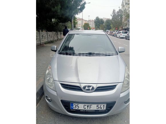 Sahibinden Hyundai i20 1.4 CRDi Team 2012 Model