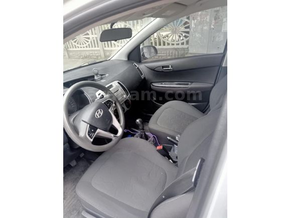 Sahibinden Hyundai i20 1.4 CRDi Team 2012 Model