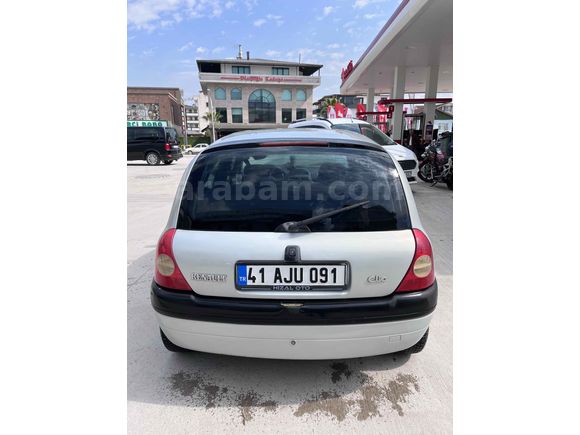 Sahibinden Renault Clio 2 1.6 RTE 2000 Model   