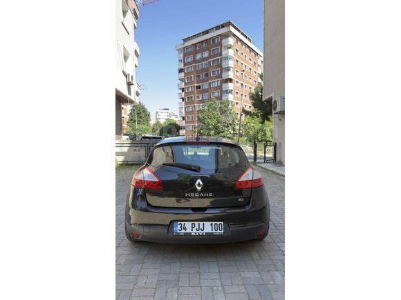 Sahibinden Renault Megane 1.5 dCi Dynamique 2011 Model 