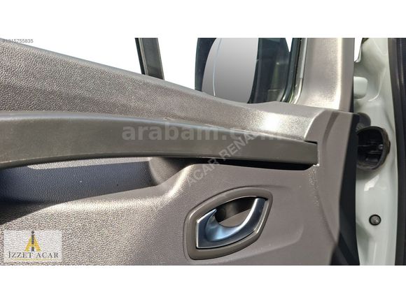 İZZET ACAR DAN 2025 RENAULT TRAFIC 2.0 DCI GRAND CONFORT 5+1 6M3