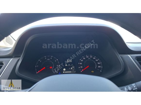 İZZET ACAR DAN 2025 RENAULT TRAFIC 2.0 DCI GRAND CONFORT 5+1 6M3