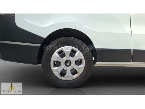 İZZET ACAR DAN 2025 RENAULT TRAFIC 2.0 DCI GRAND CONFORT 5+1 6M3