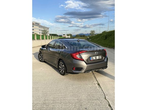 Sahibinden Honda Civic 1.6i VTEC Eco Executive 2017 Model 