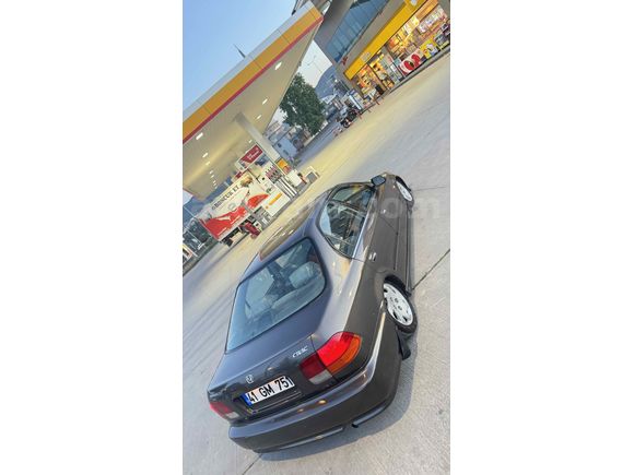 Sahibinden Honda Civic 1.6 i ES 2000 Model 