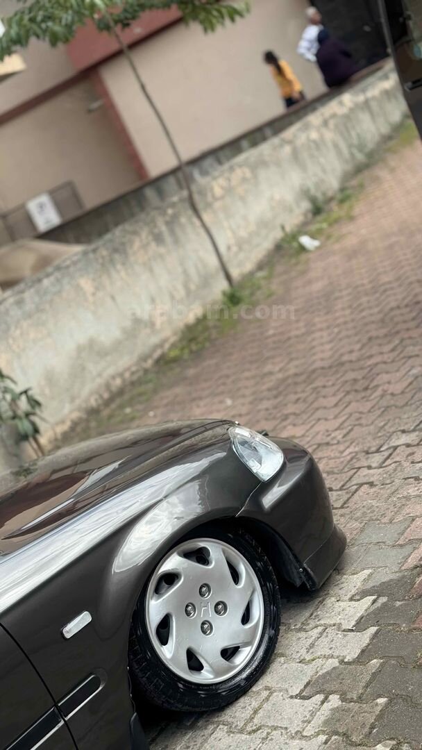 Sahibinden Honda Civic 1.6 i ES 2000 Model Kocaeli 300.000 km Füme 7