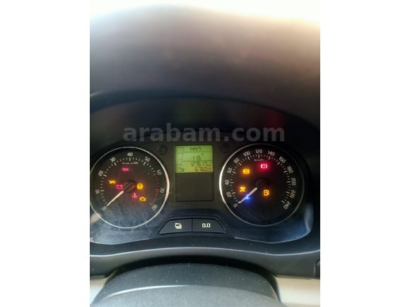 Sahibinden Skoda Fabia 1.4 Ambiente Dynamic 2011 Model