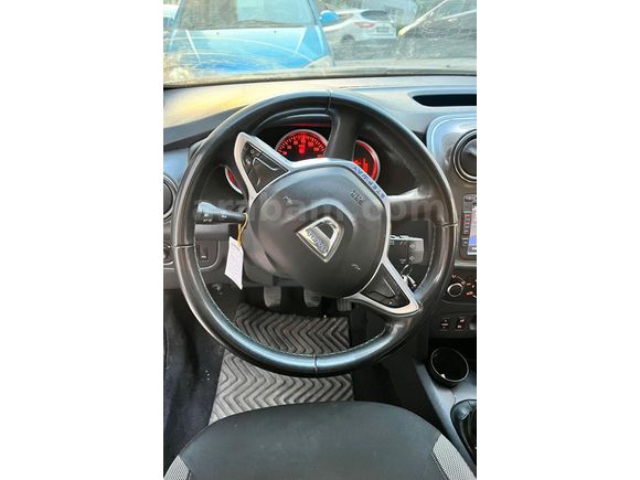 Sahibinden Dacia Sandero 0.9 TCe Stepway 2017 Model