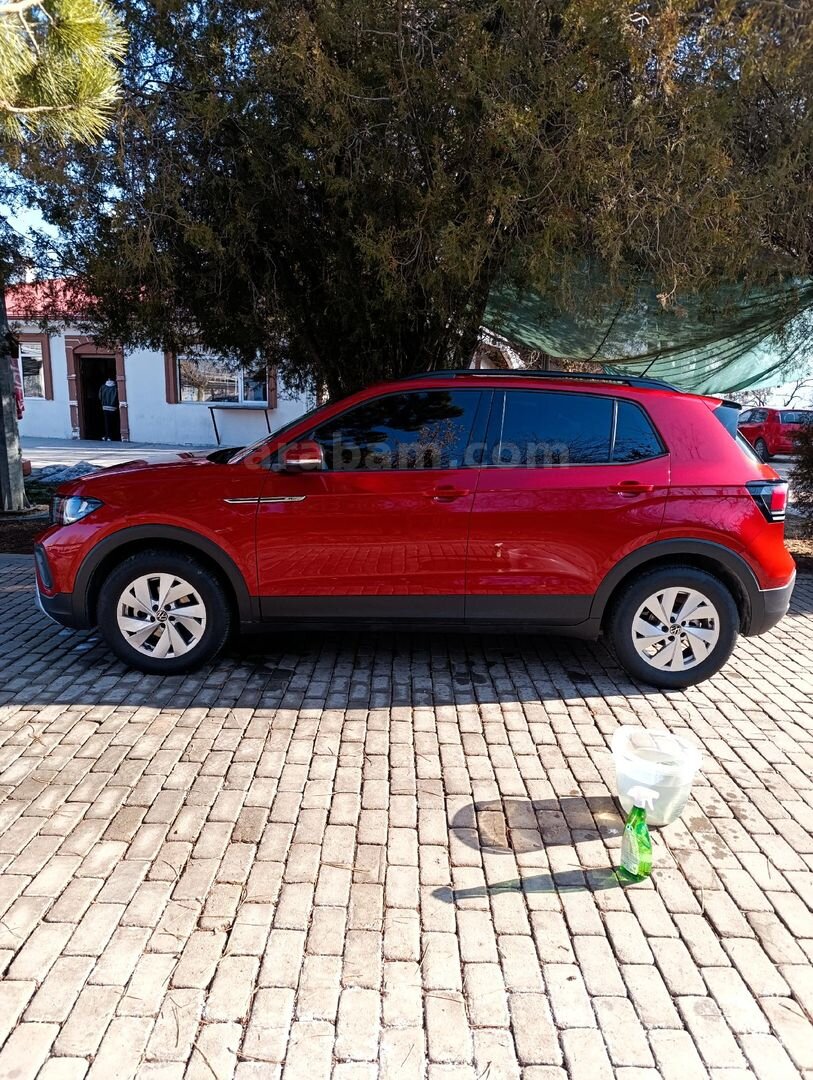 Sahibinden Volkswagen T-Cross 1.0 TSI Life 2024 Model Sivas 24.505 km Kırmızı 4