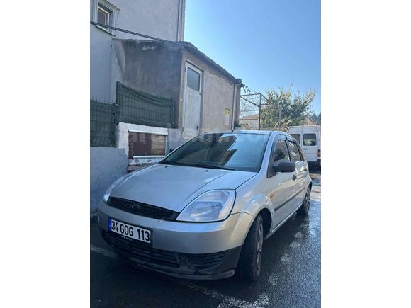 SAHİBİNDEN TEMİZ FORD FİEASTA
