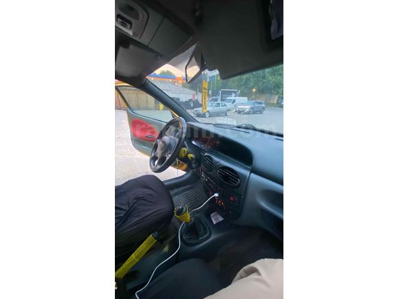 Sahibinden Renault Megane 1.6 Coupe RN 1998 Model 